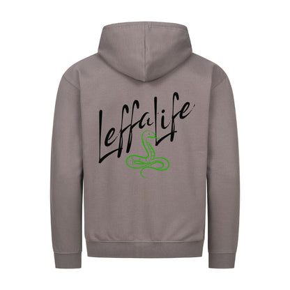 d6484802-d7c8-4321-8397-1847cd61b897